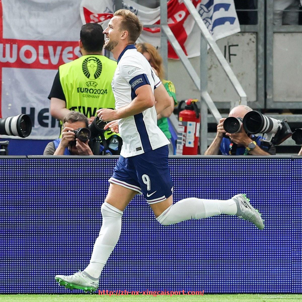 杏彩体育-莱斯特城登顶之路:2015-2016英超积分榜深度复盘