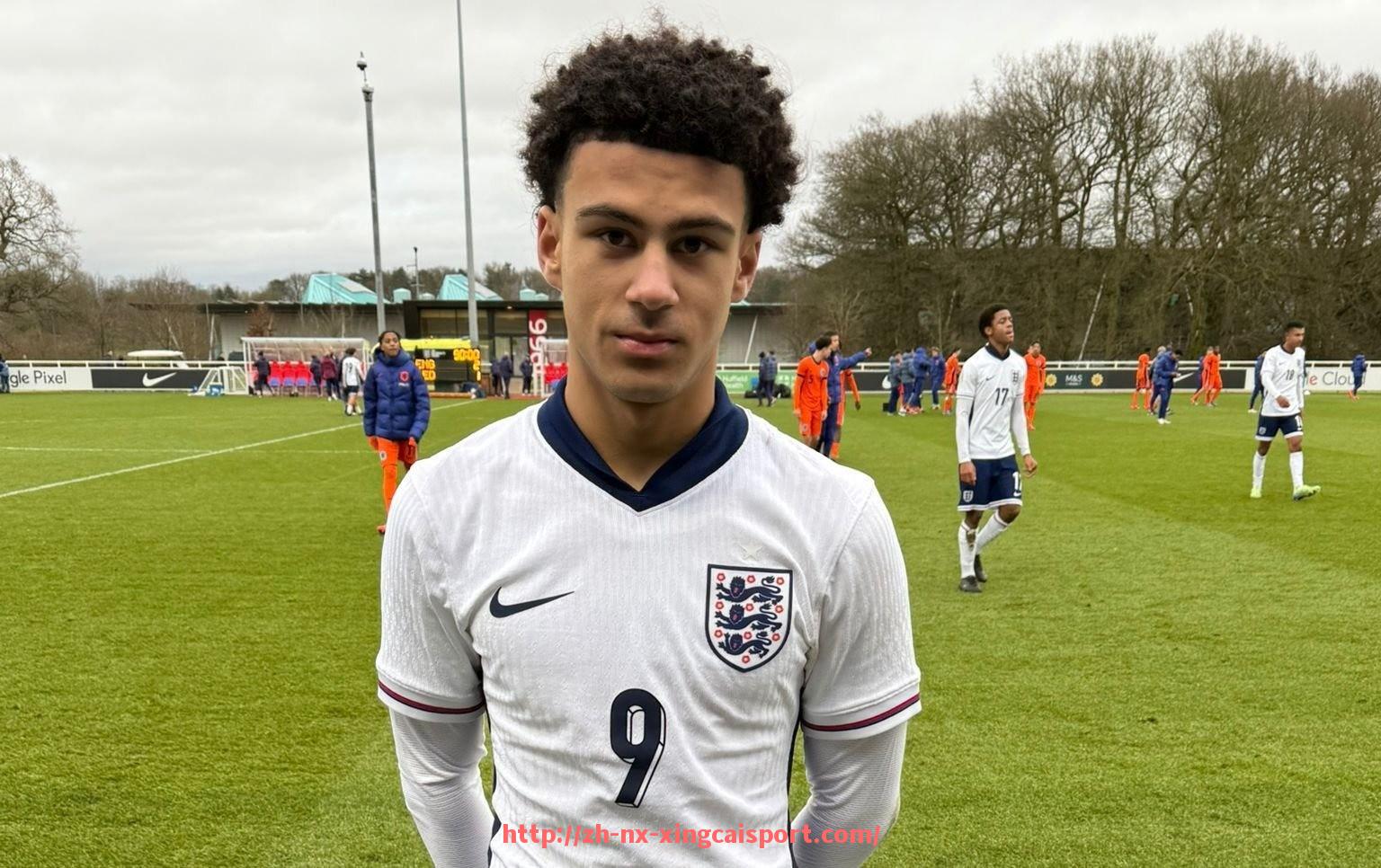 杏彩体育-西甲联赛与欧冠之争 谁才是欧洲足球的巅峰赛事